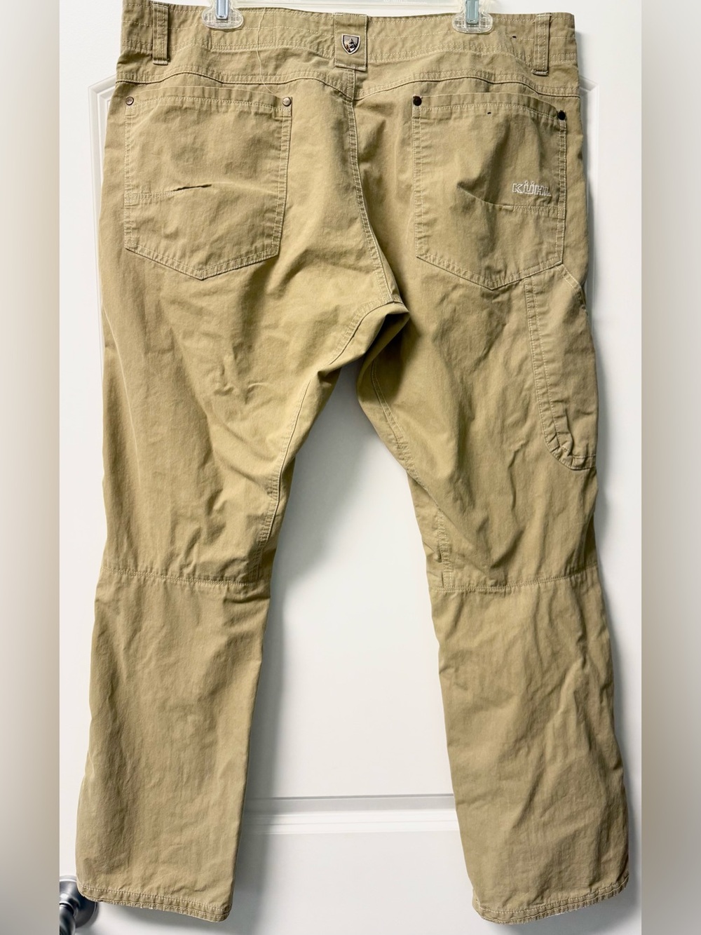 KÜHL Revolver Lean Casual Khaki Pants Pocket Detail 38x32 - Picture 3 of 10